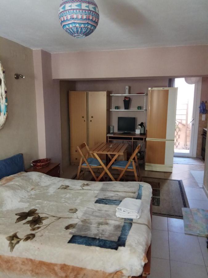 New Style In The Neighborhood Appartement Ermoupoli Buitenkant foto